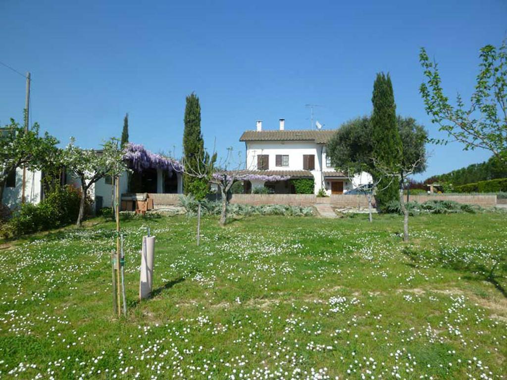 Villa Dolcevita San Costanzo Exterior photo